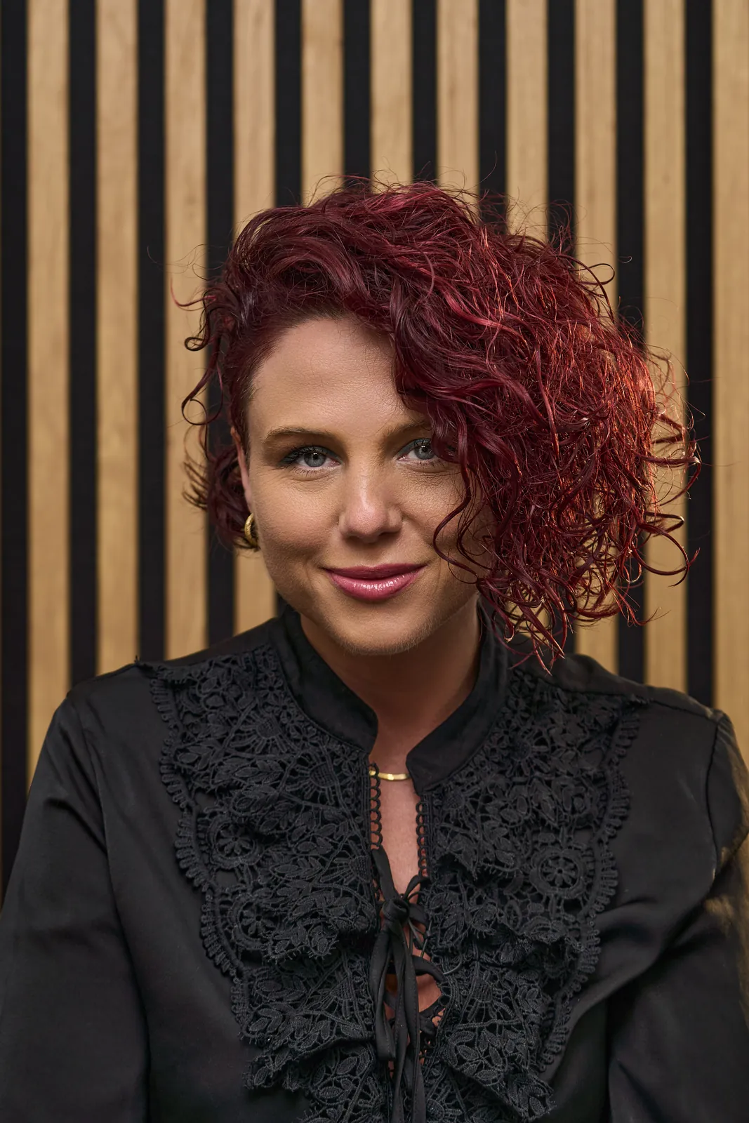 Beata Czyżewska, portret w salonie